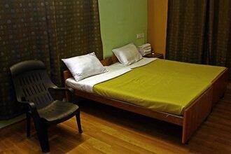 Vivek Tourist Home, Coonoor 2